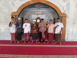 Gelar Jumat Curhat di Masjid Jamie Nurul Fallah Kapolsek Ciasem Diganjar Keluhan