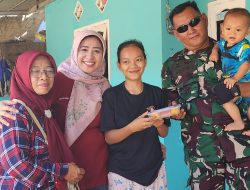 Koramil 0508/Pwd Kawal Pendistribusian PMT Bagi Ibu Hamil dan Balita di Desa Wanakerta
