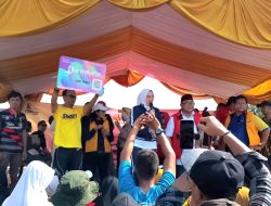 Kartu Purwakarta Cantik Bersama Paslon  Anne Ratna Mustika Dan Budi Hermawan