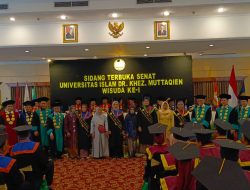 Wisuda Ke- 1 Universitas Islam DR. KHEZ Muttaqien Di Prime Plaza Hotel Purwakarta