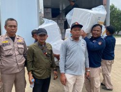 Distribusi Logistik Pilkada 2024 Panwascam Patokbeusi Terima 125 Bilik Suara dengan Pengawalan Ketat
