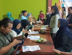 Sebanyak 306 Warga Desa Purwadadi Barat Terima Bansos Tunai