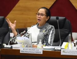 Anggaran Belum Siap, Pendidikan Dasar Gratis Sulit Diterapkan Tahun Ini