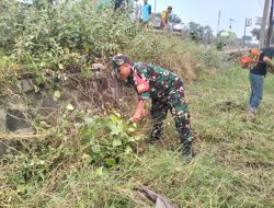 Babinsa Koramil 0507/Pabuaran Ajak Warga Desa Ciberes Gencarkan Pemberantasan Sarang Nyamuk