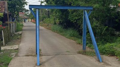 Bongkar Portal Jembatan Sukamantri Agar Masyarakat Bisa Lancar Melintasi