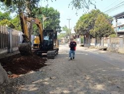 Ruas Jalan Provinsi Sukamandi-Kali Jati Di Pasang U-Ditch